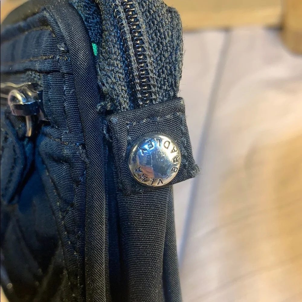 Vera Bradley multi-pocket wallet w/zipper coin pkt - Picture 12 of 14